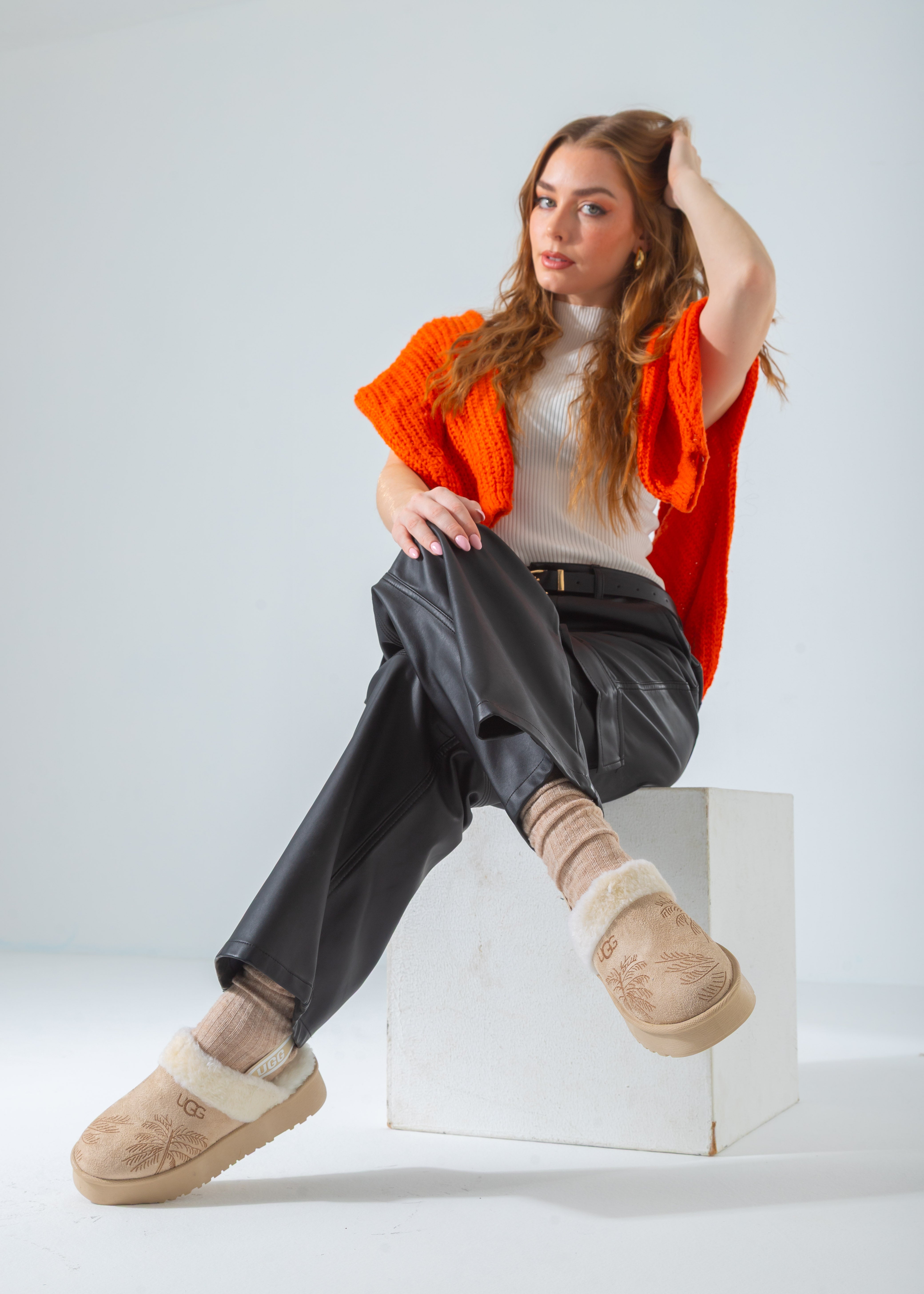 Elastic Strap Cozy Platform Clogs-beige