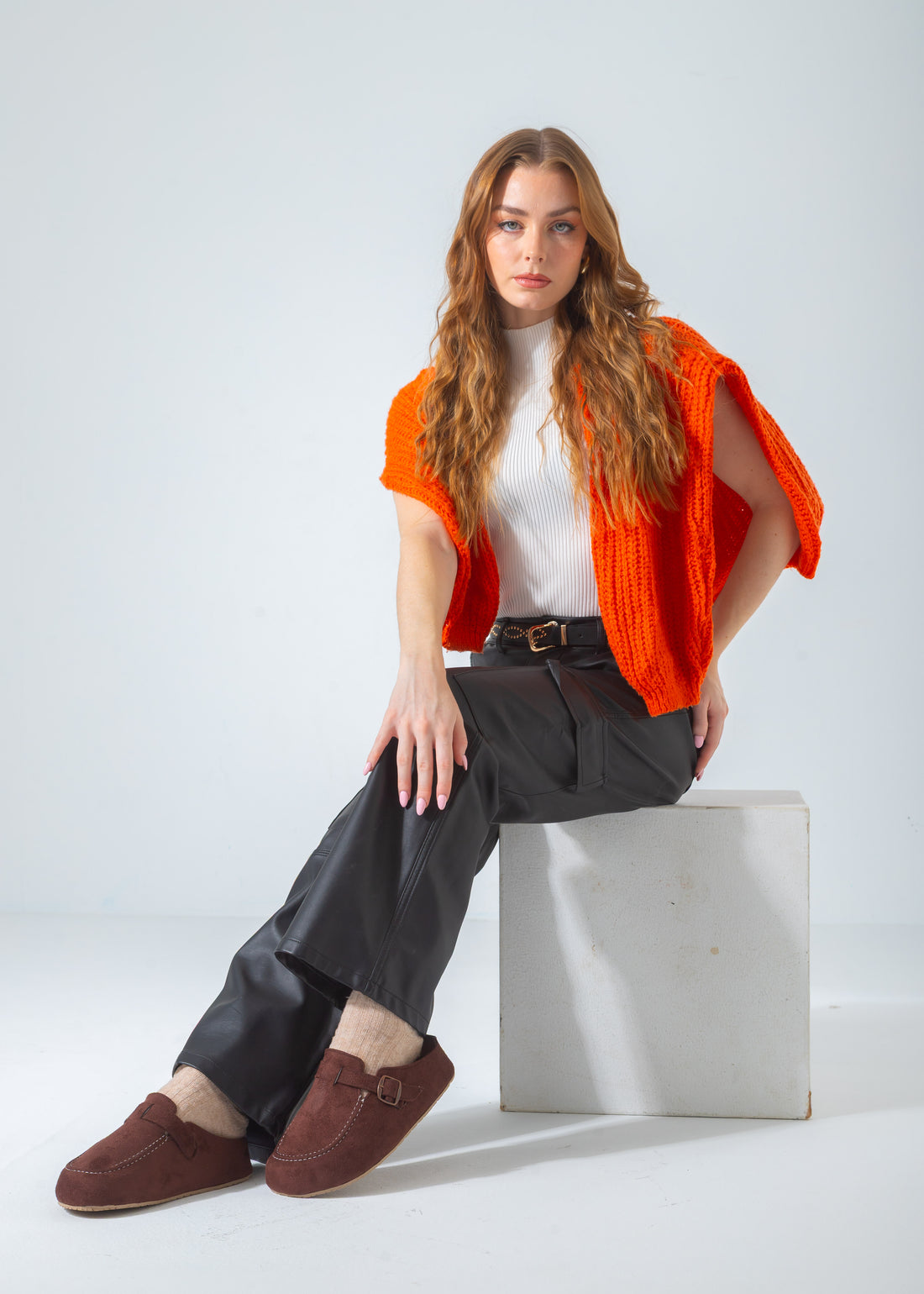 Suede Moc Toe Buckle Clog-brown