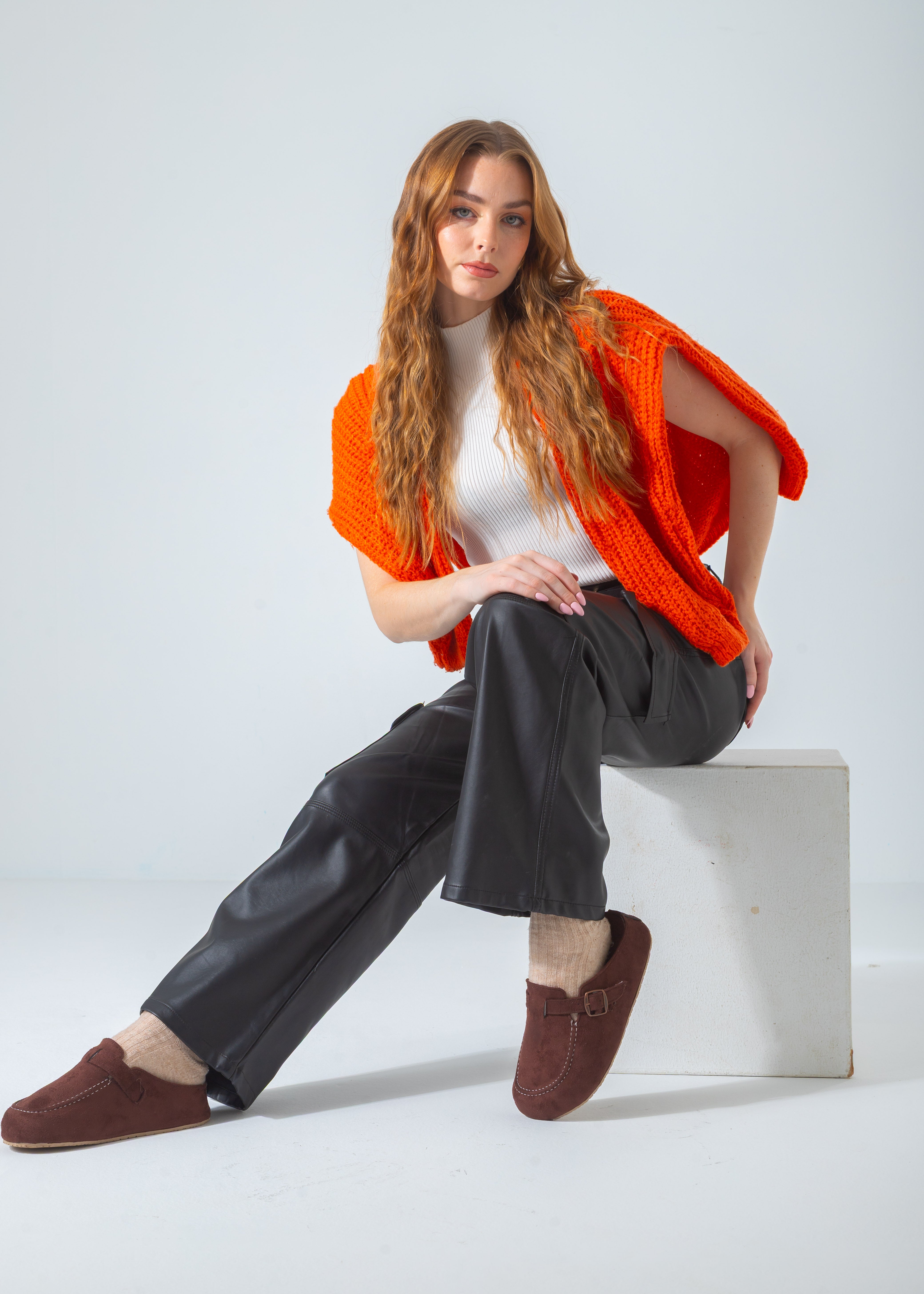 Suede Moc Toe Buckle Clog-brown