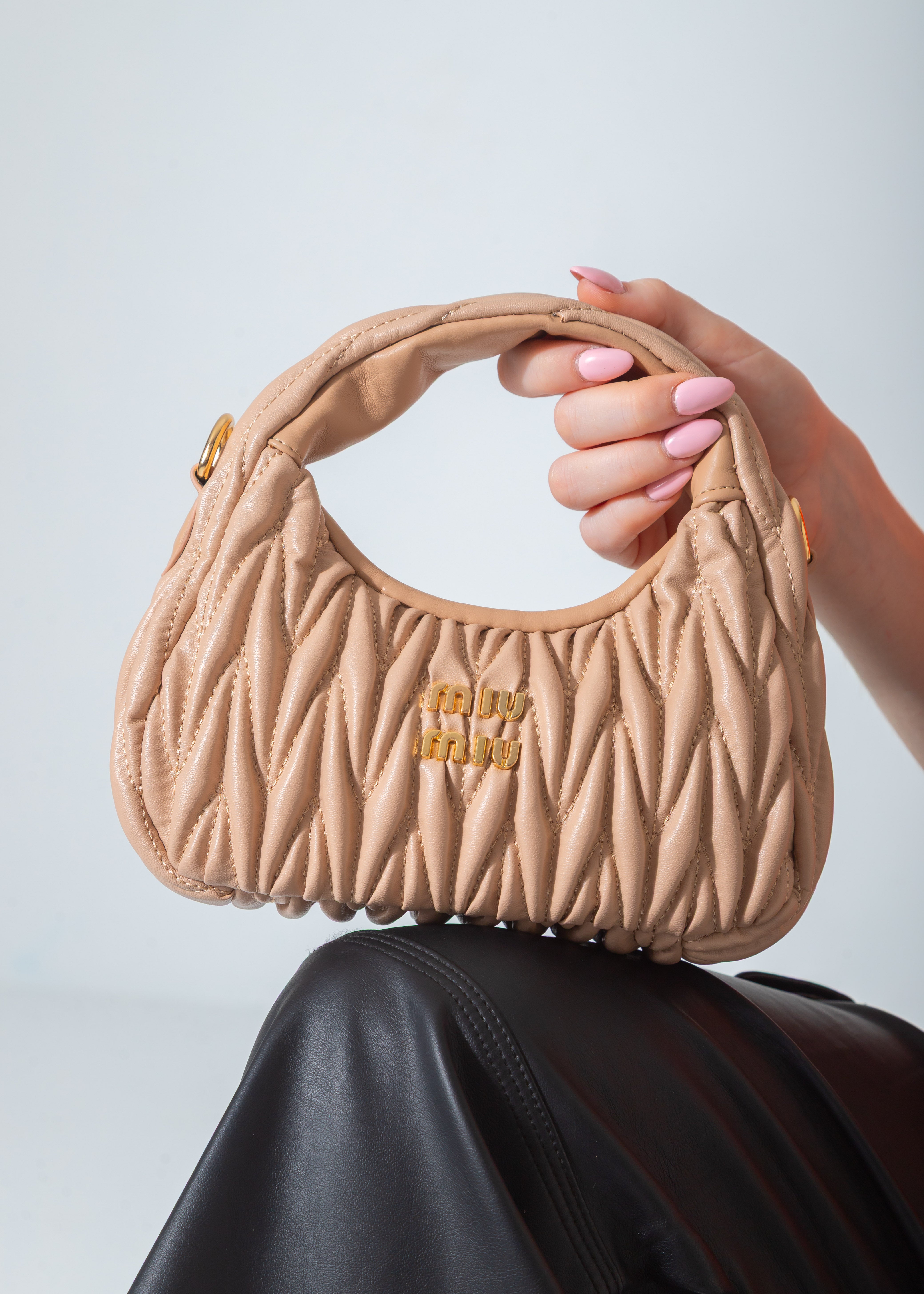 Wander Matelassé Hobo Mini-Bag-beige