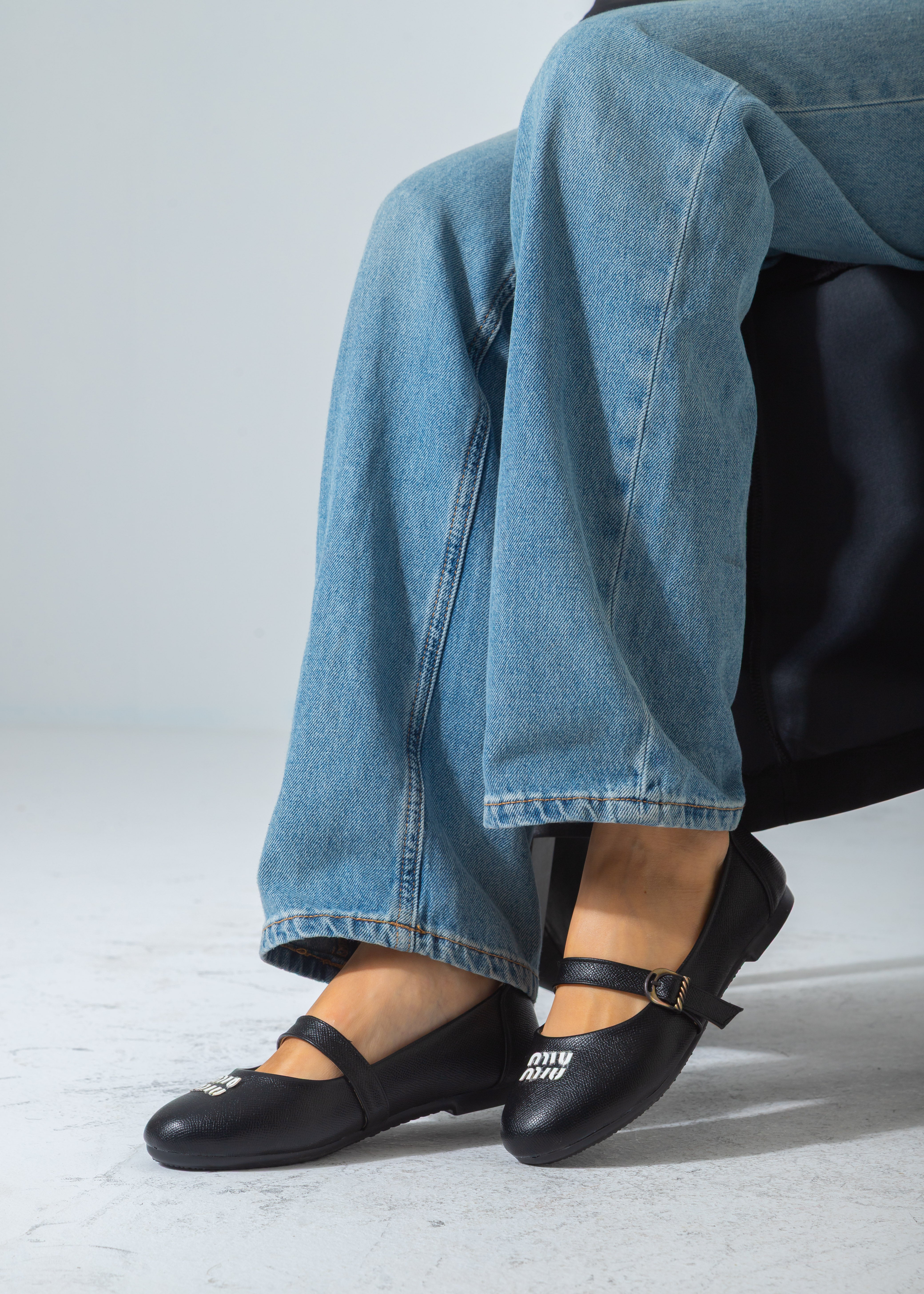 Buckle Strap Flat-black