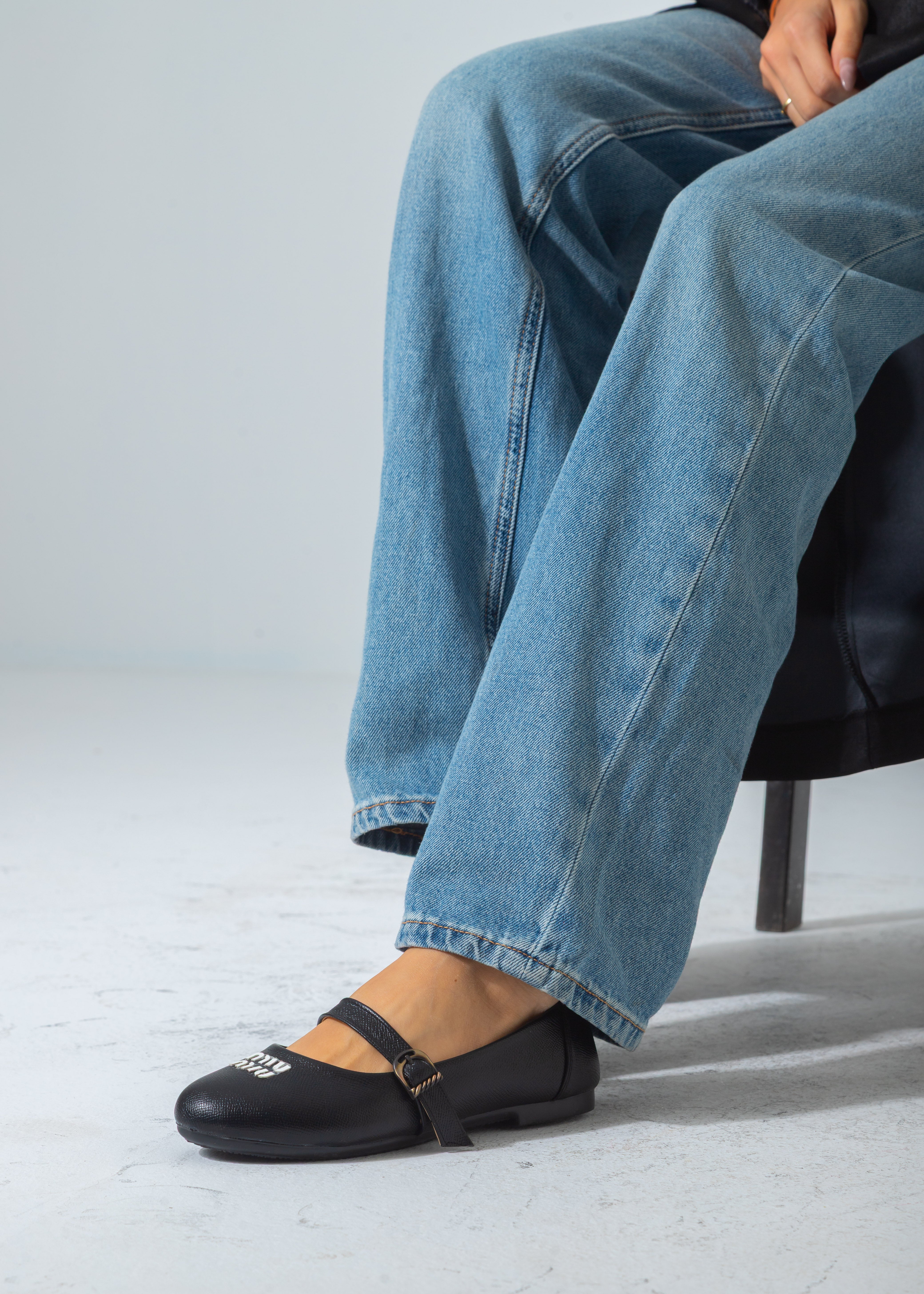 Buckle Strap Flat-black