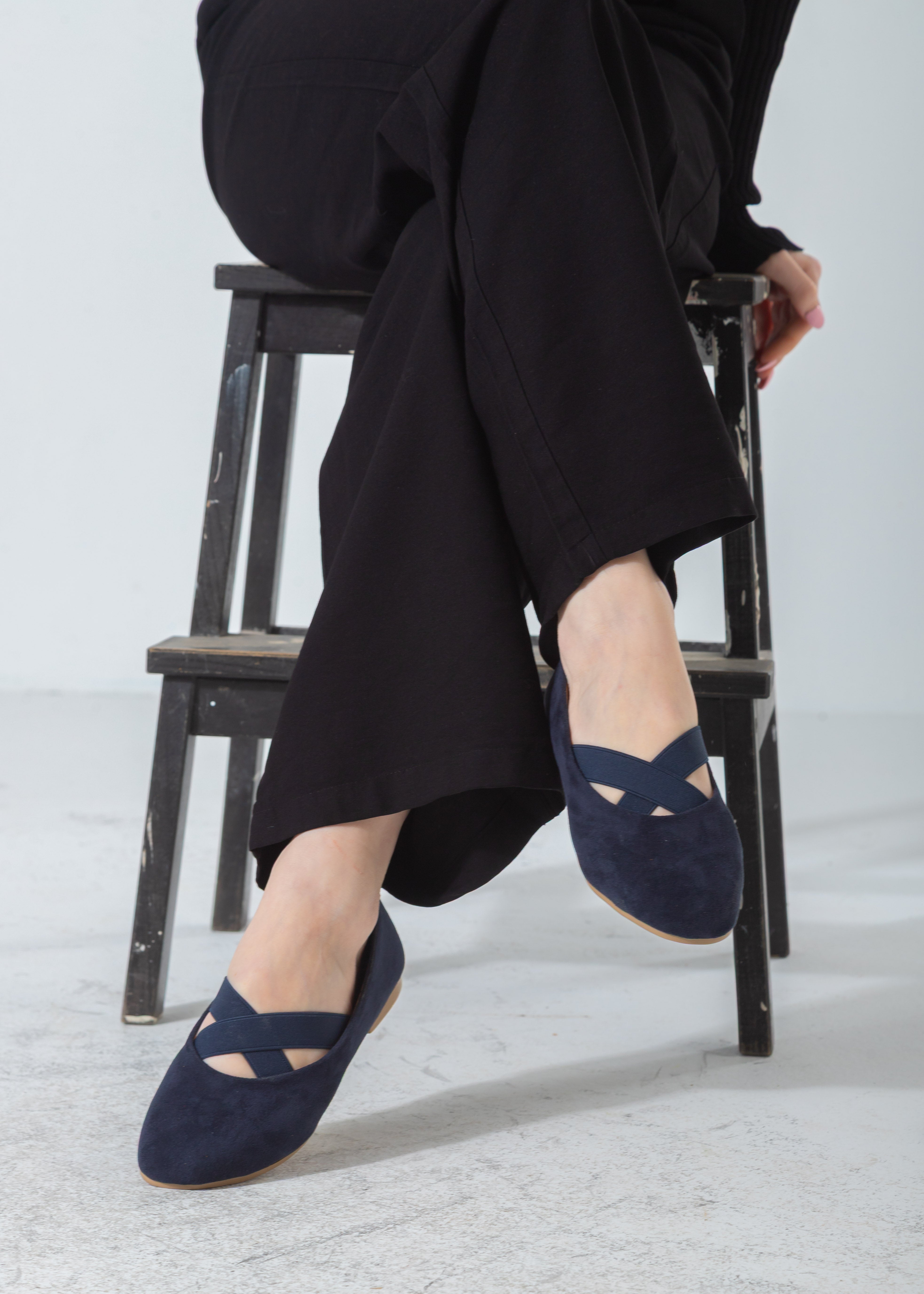 Suede Criss-Cross Elastic Flat-dark blue