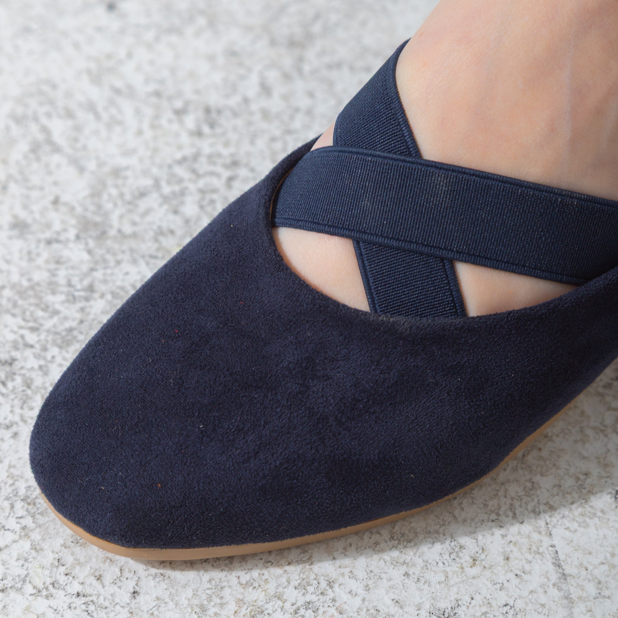 Suede Criss-Cross Elastic Flat-dark blue