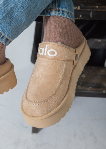 The Cozy Platform Clog-beige