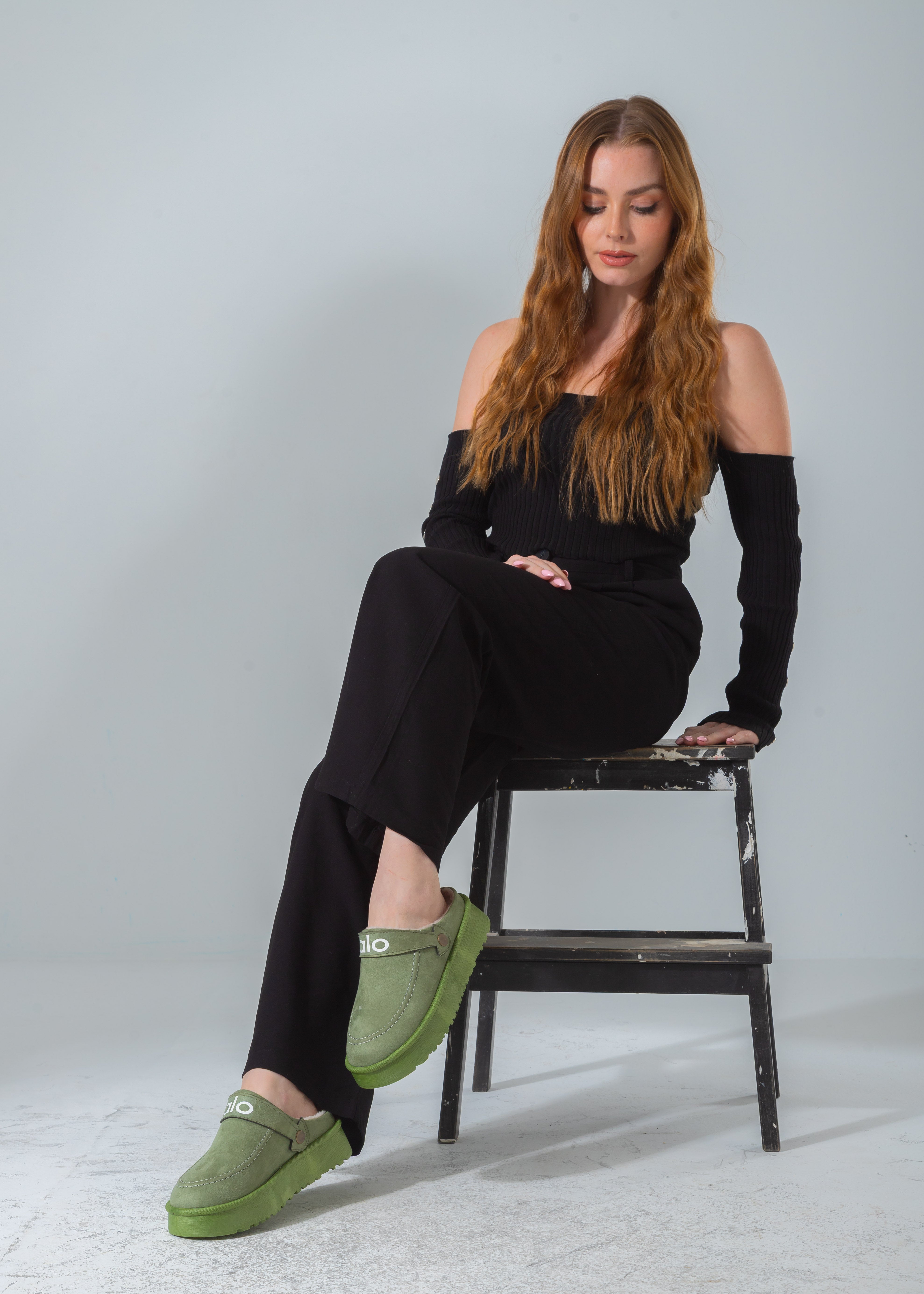 The Cozy Platform Clog-green