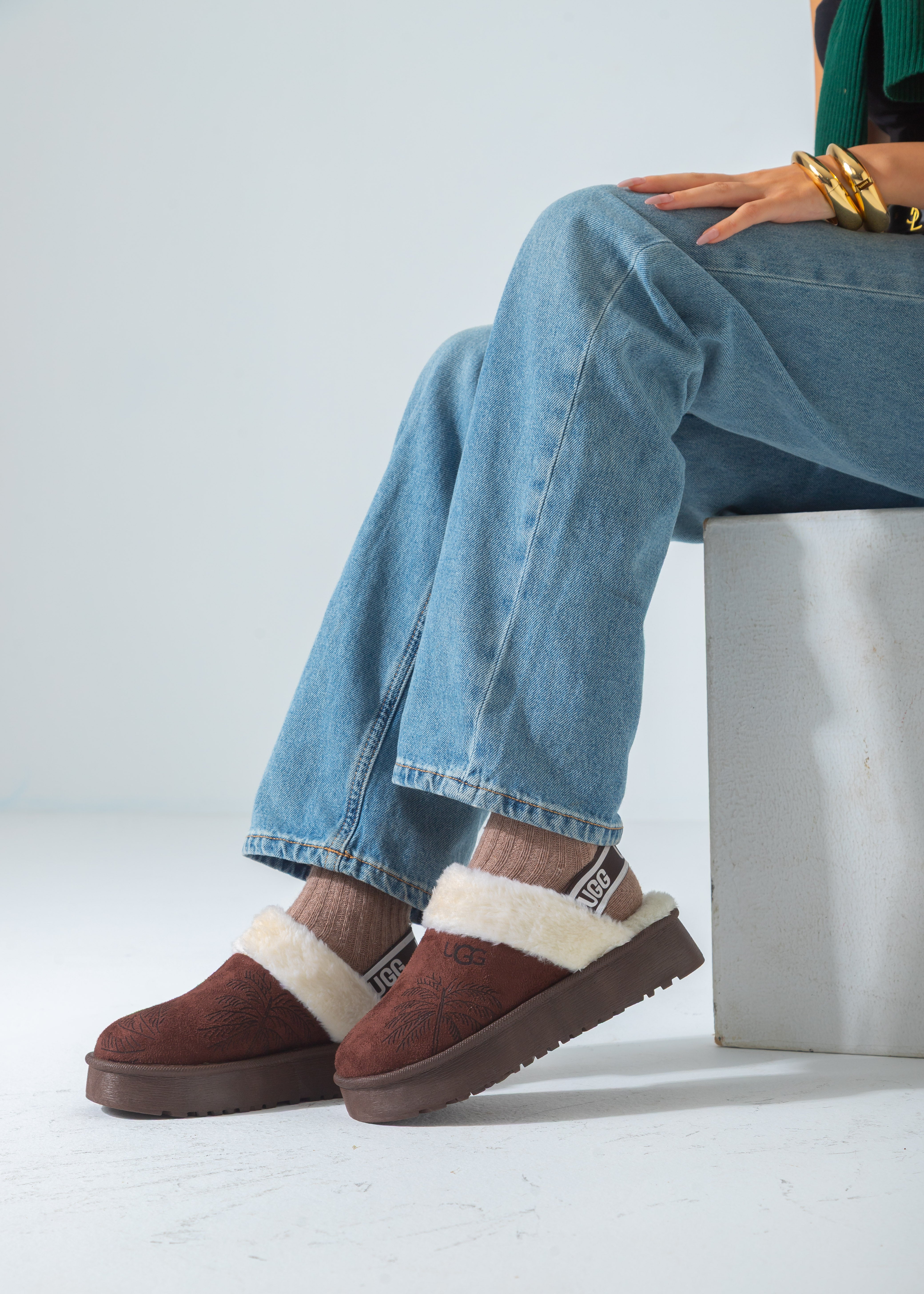 Elastic Strap Cozy Platform Clogs-brown