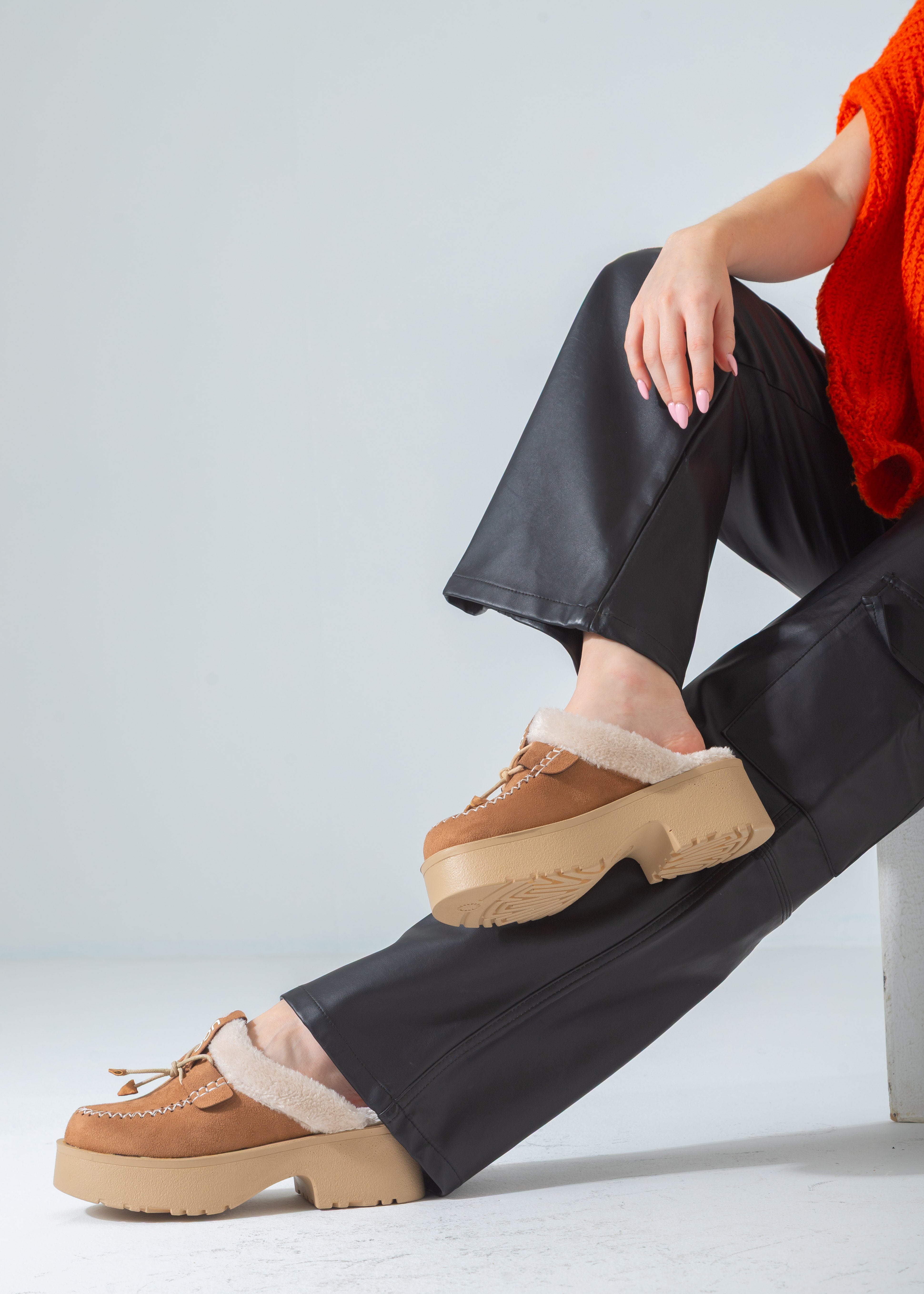 Lace-Up Moccasin Platform Clog-cafe