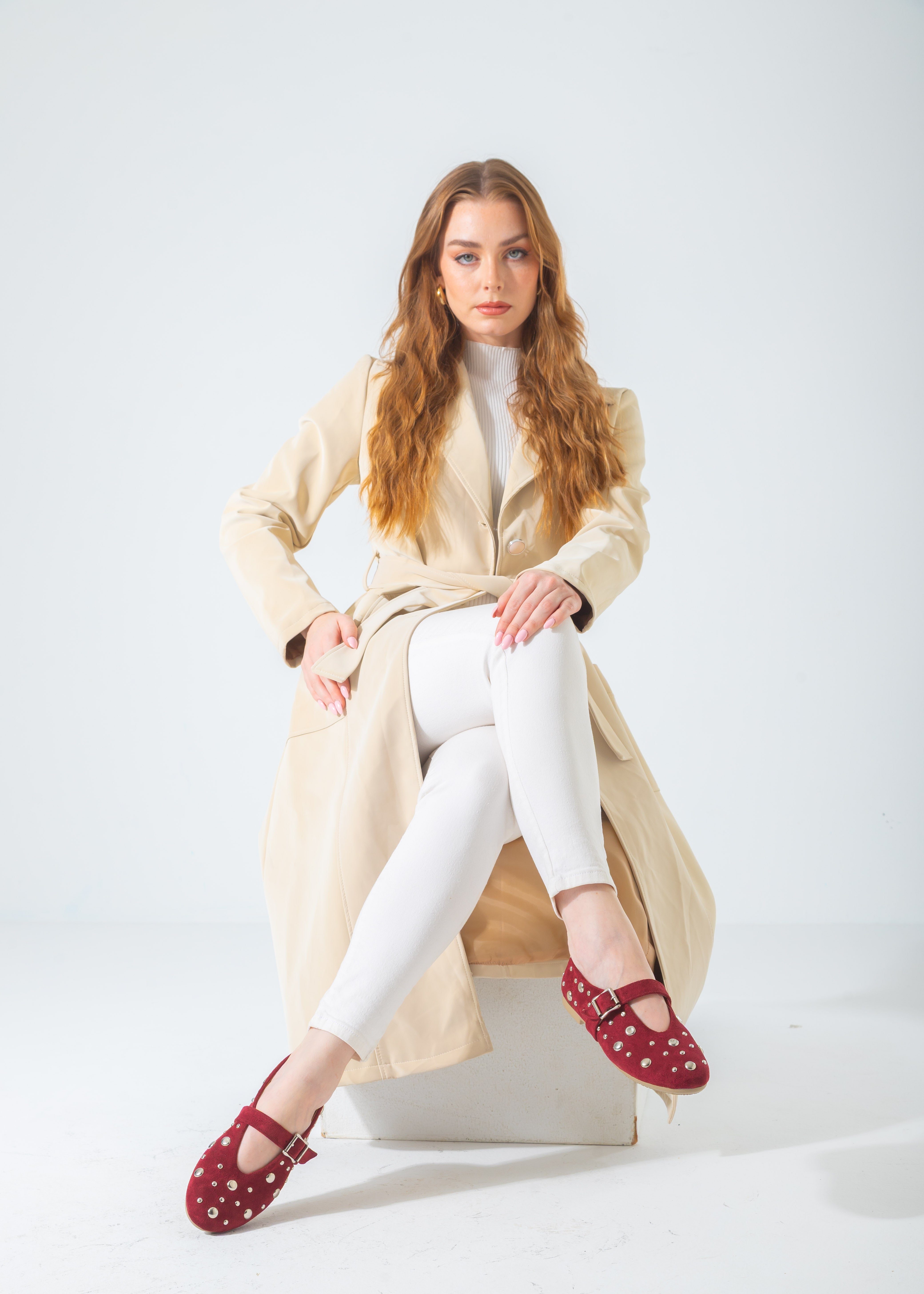 Metallic Rivet Strap Flat-red