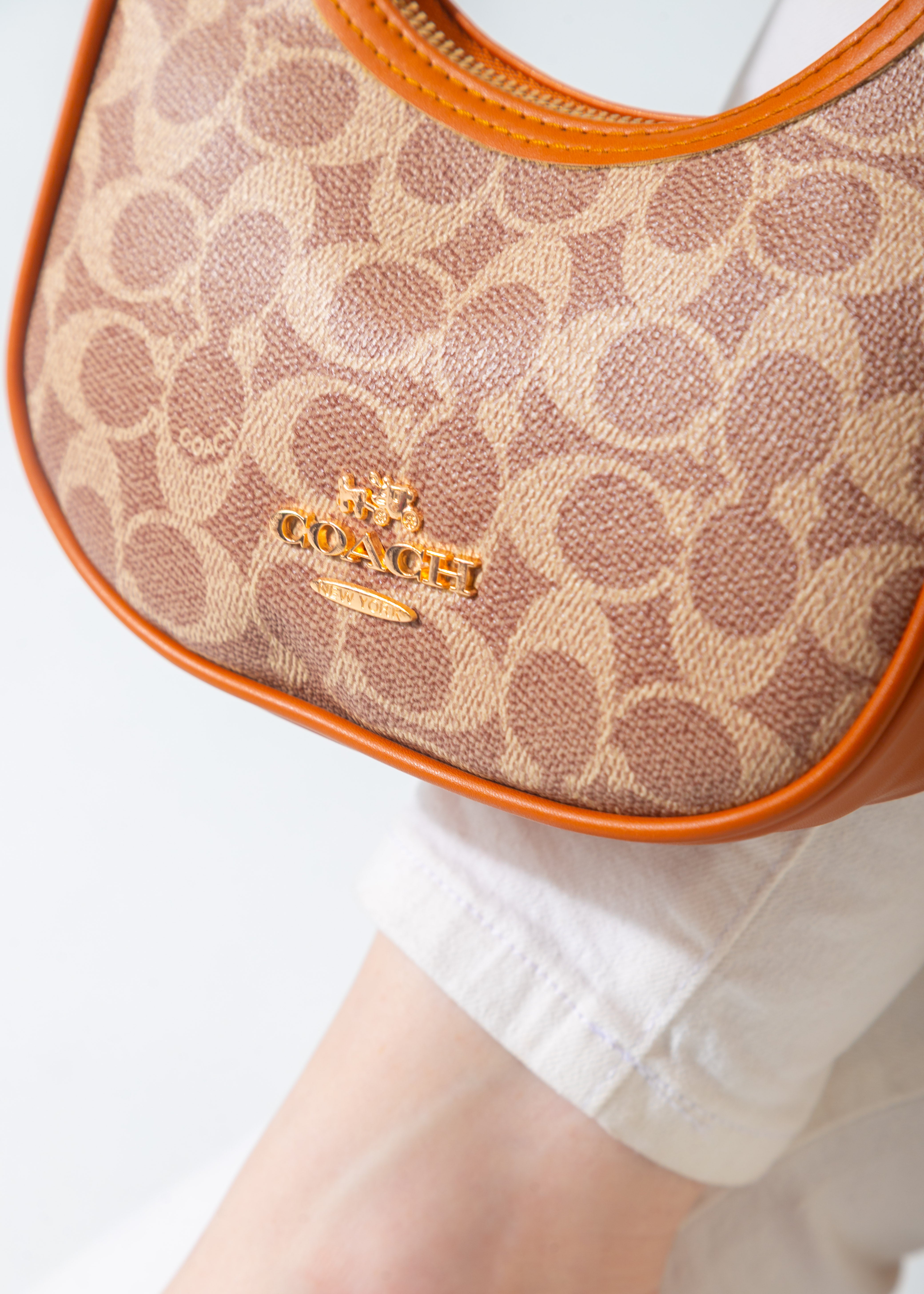 Canvas Demi Shoulder Bag-camel