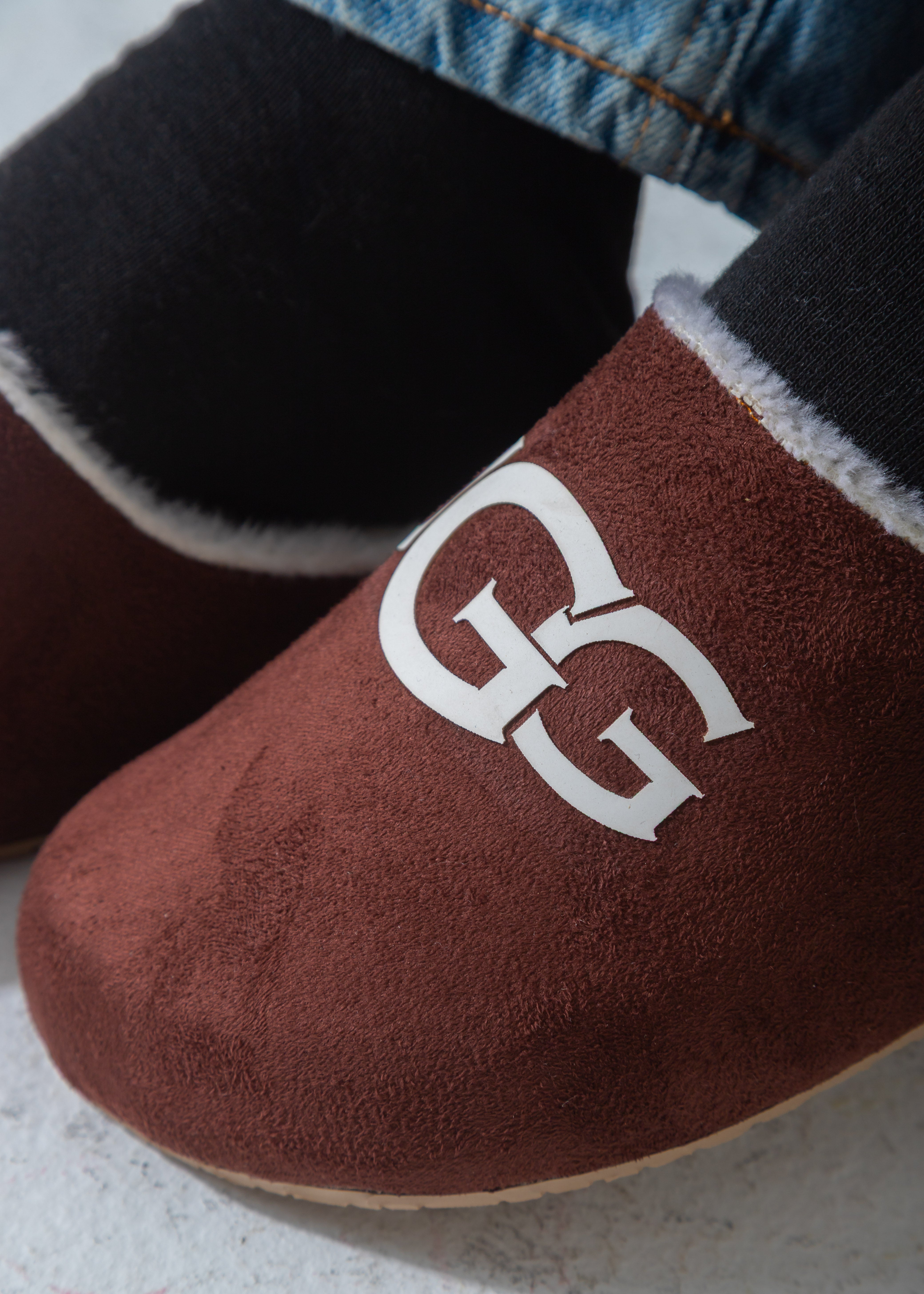 Branded Shearling Colgs-brown