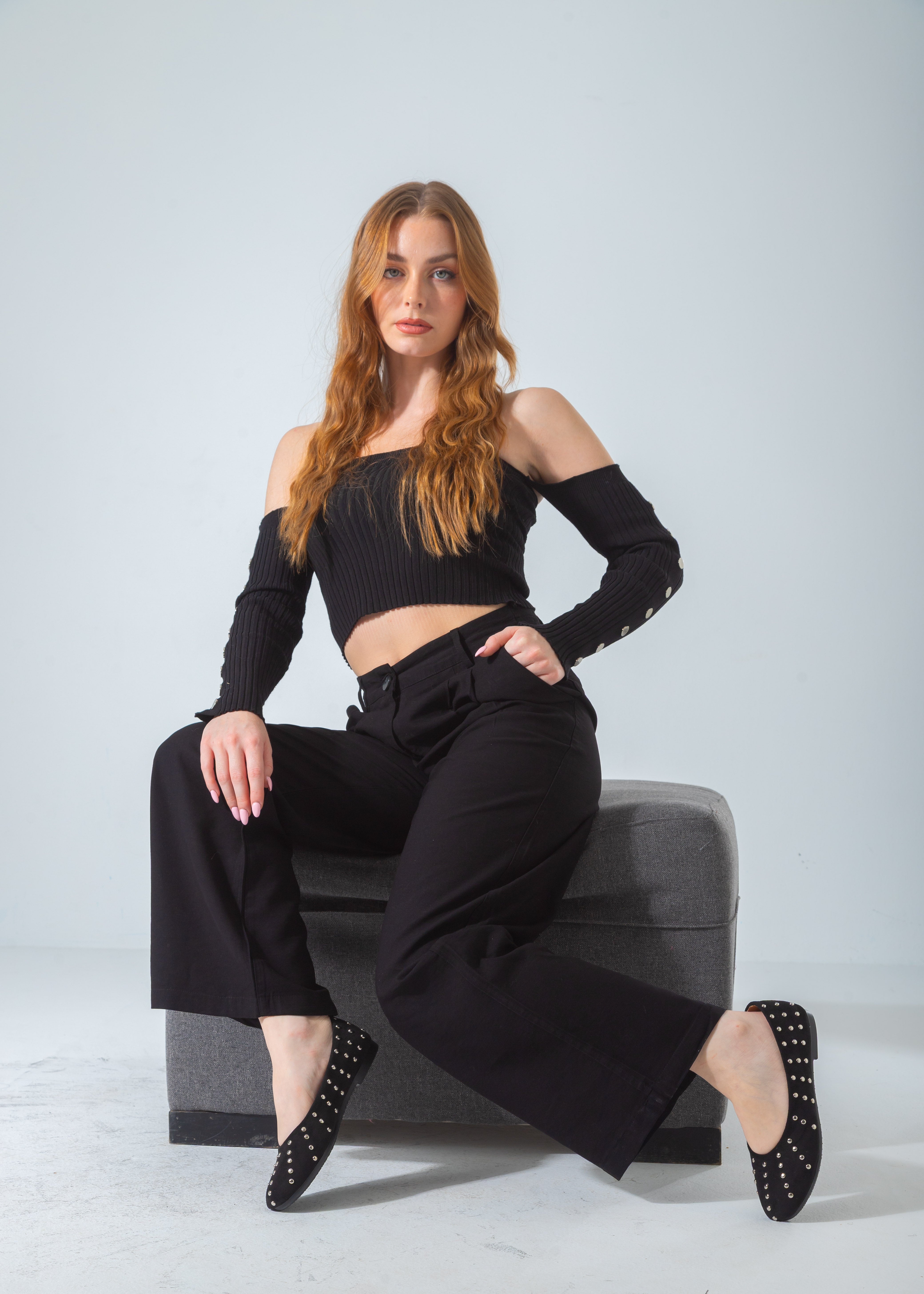 Studded Ballet Flat-black