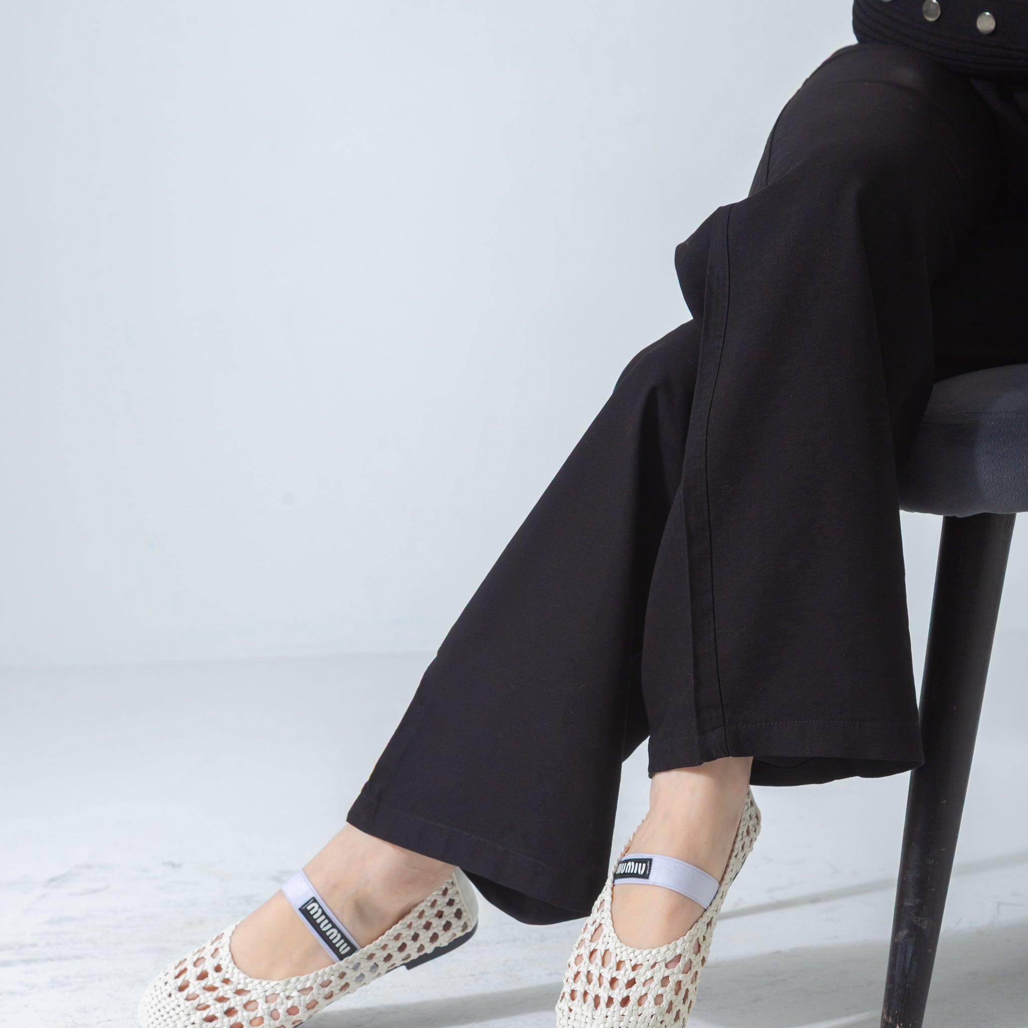 Woven Mesh Elastic Flat-white