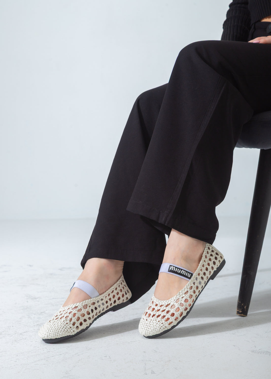 Woven Mesh Elastic Flat-white