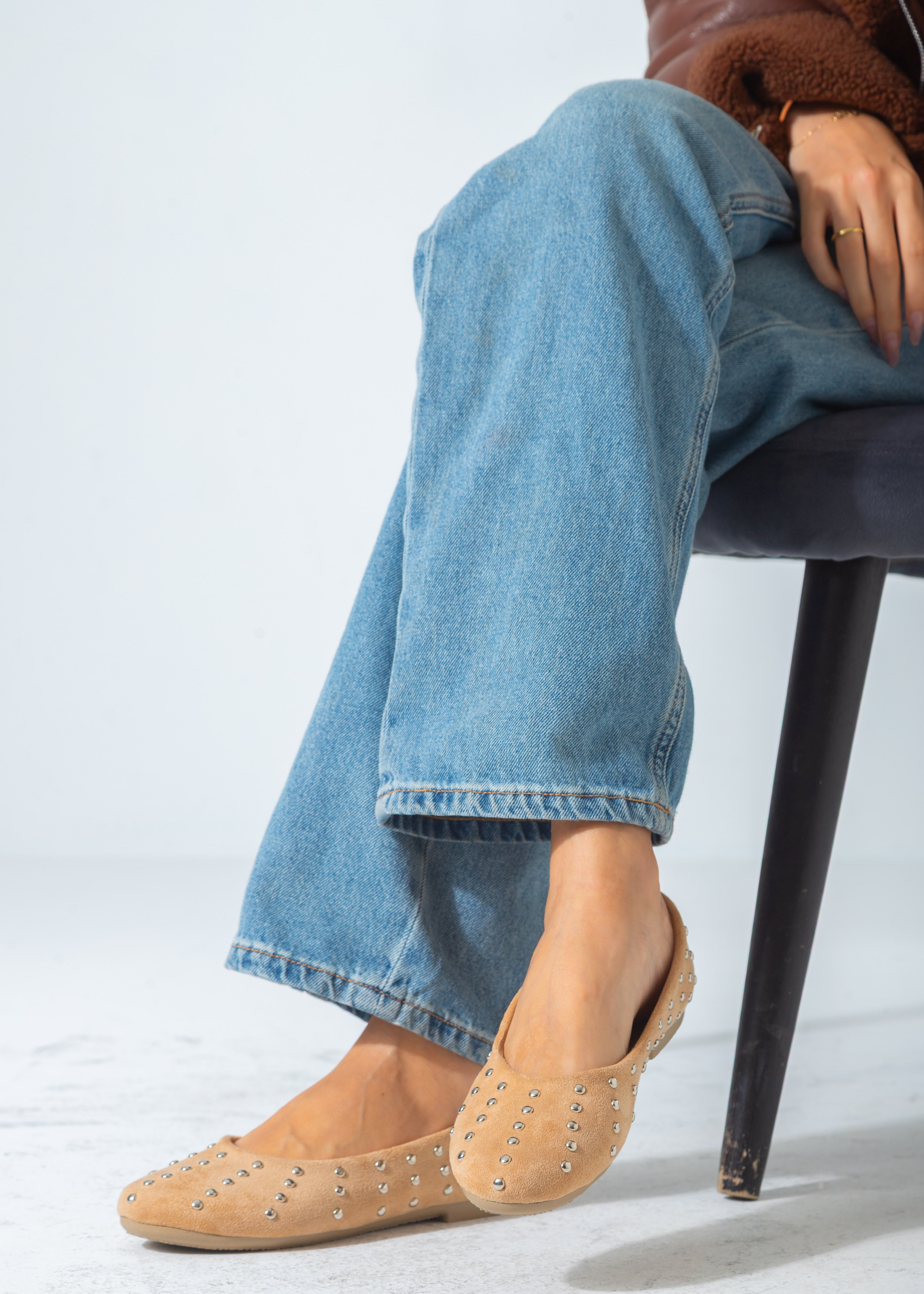 Studded Ballet Flat-beige