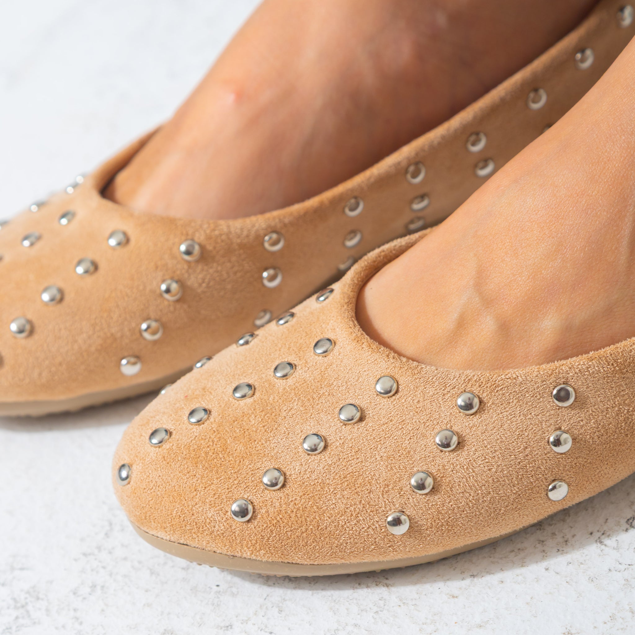 Studded Ballet Flat-beige