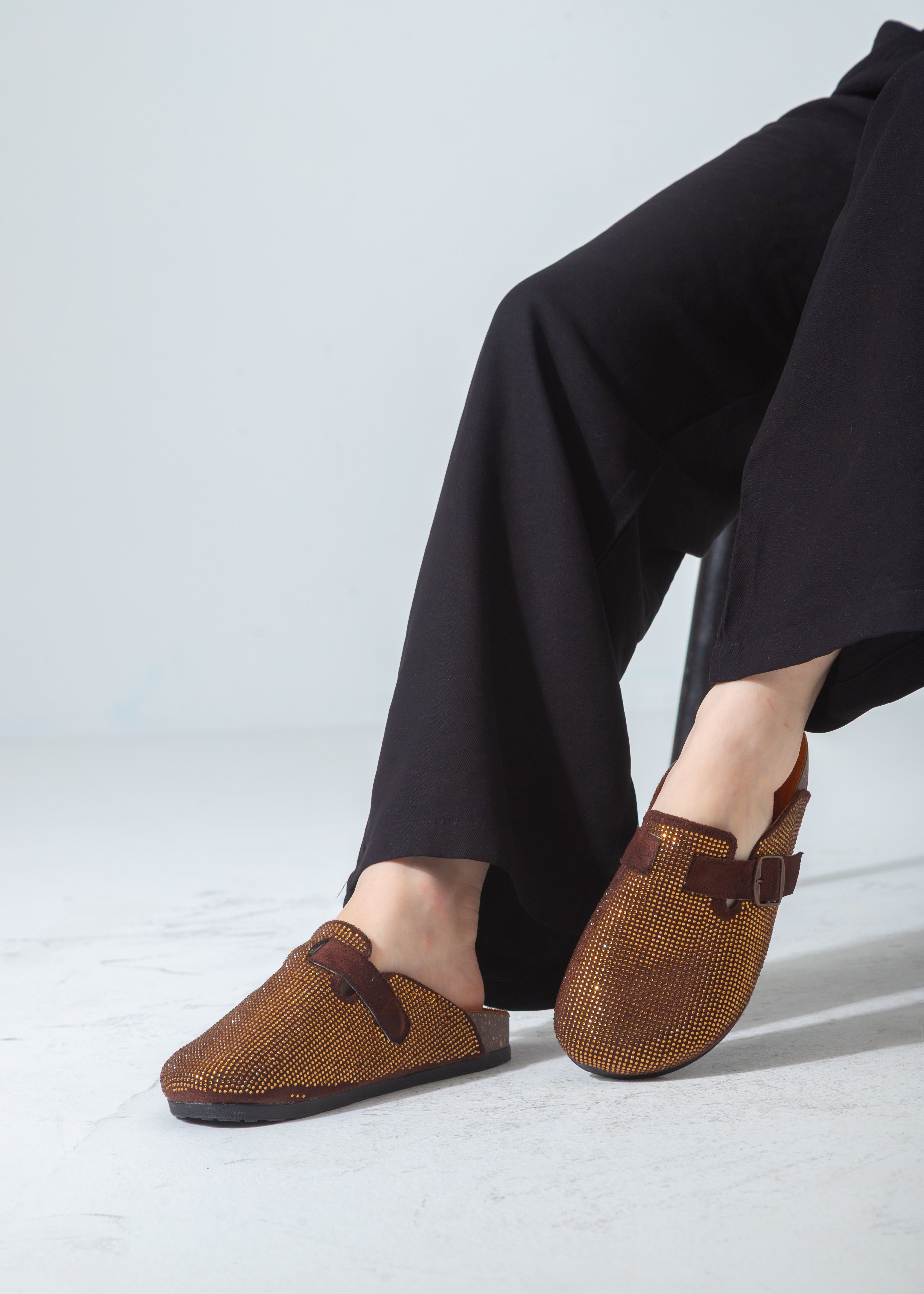 Sparkle Buckle Slip-On Clogs-brown