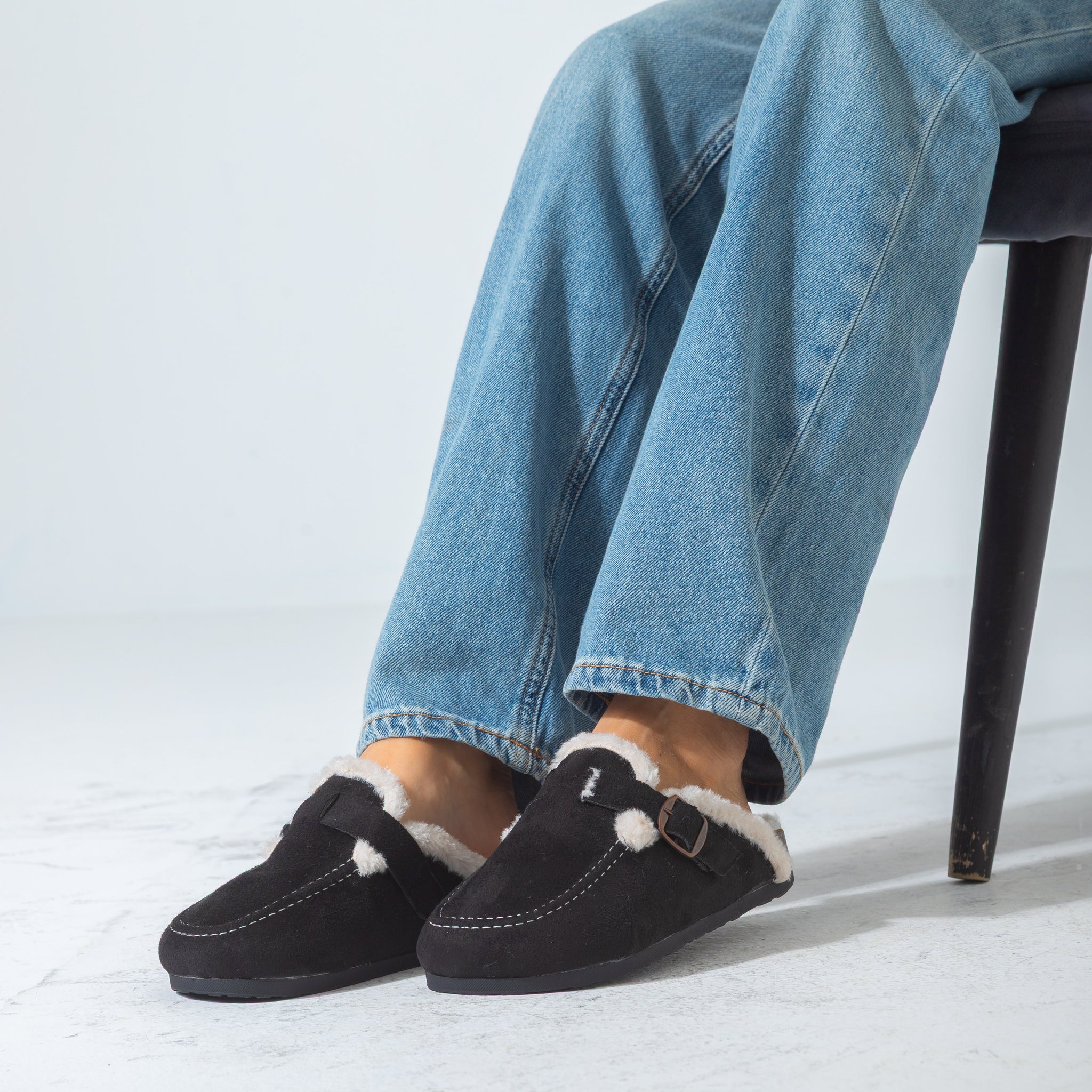 Faux-Fur Buckle Clogs-black