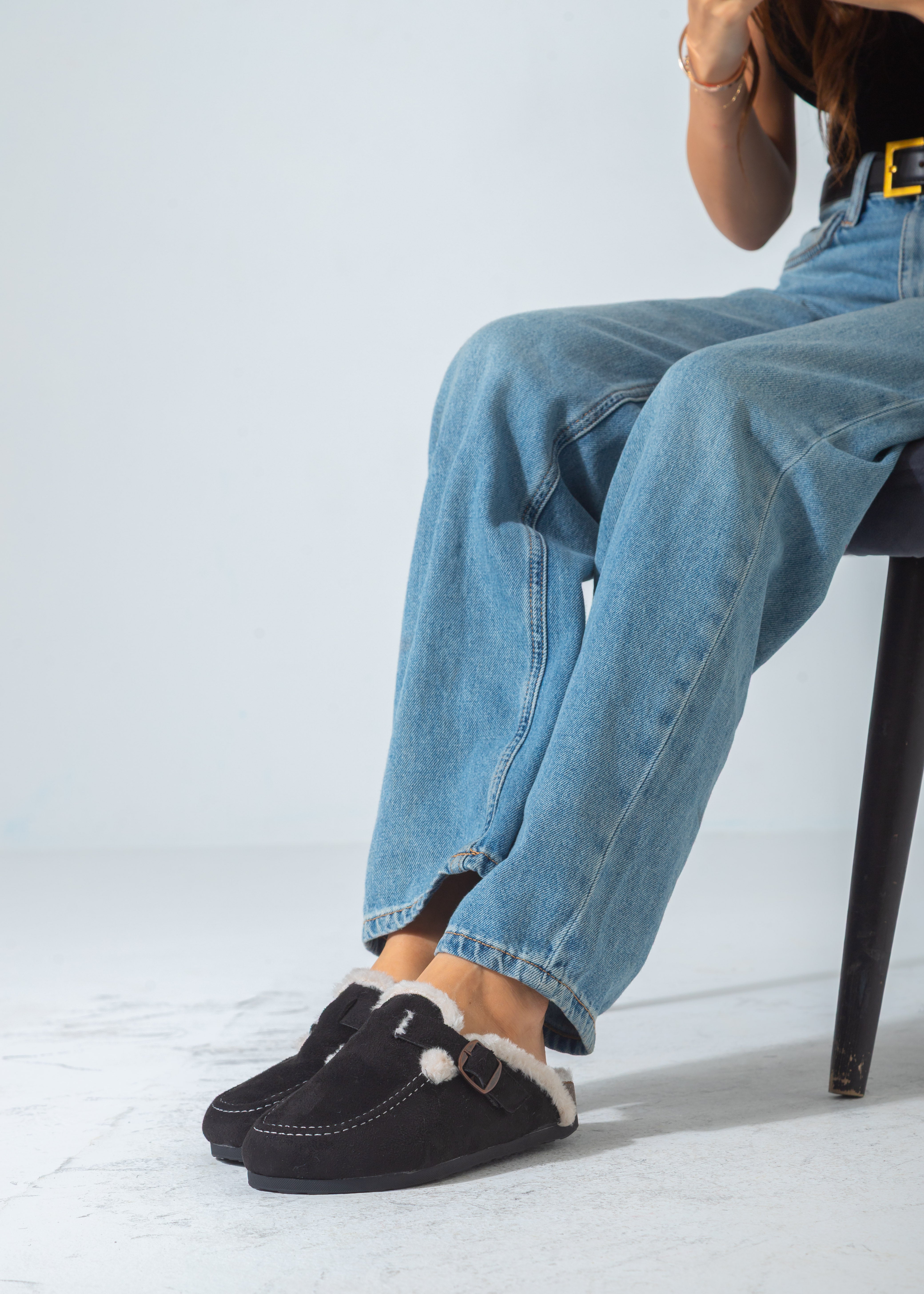 Faux-Fur Buckle Clogs-black