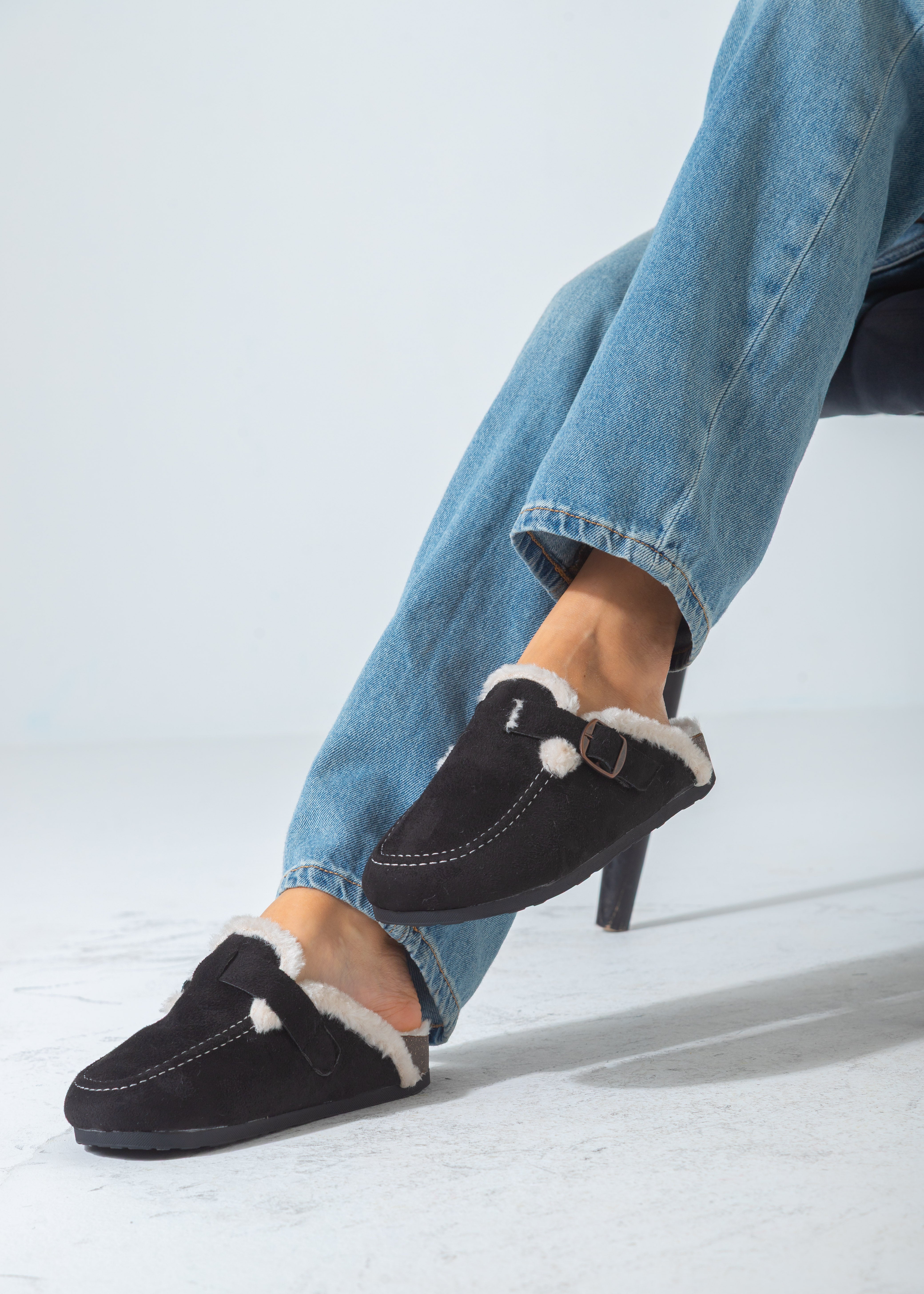 Faux-Fur Buckle Clogs-black