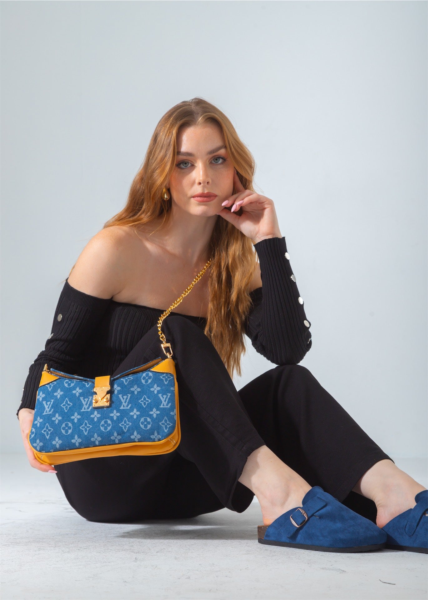 Embossed Chain Shoulder Bag-jeans