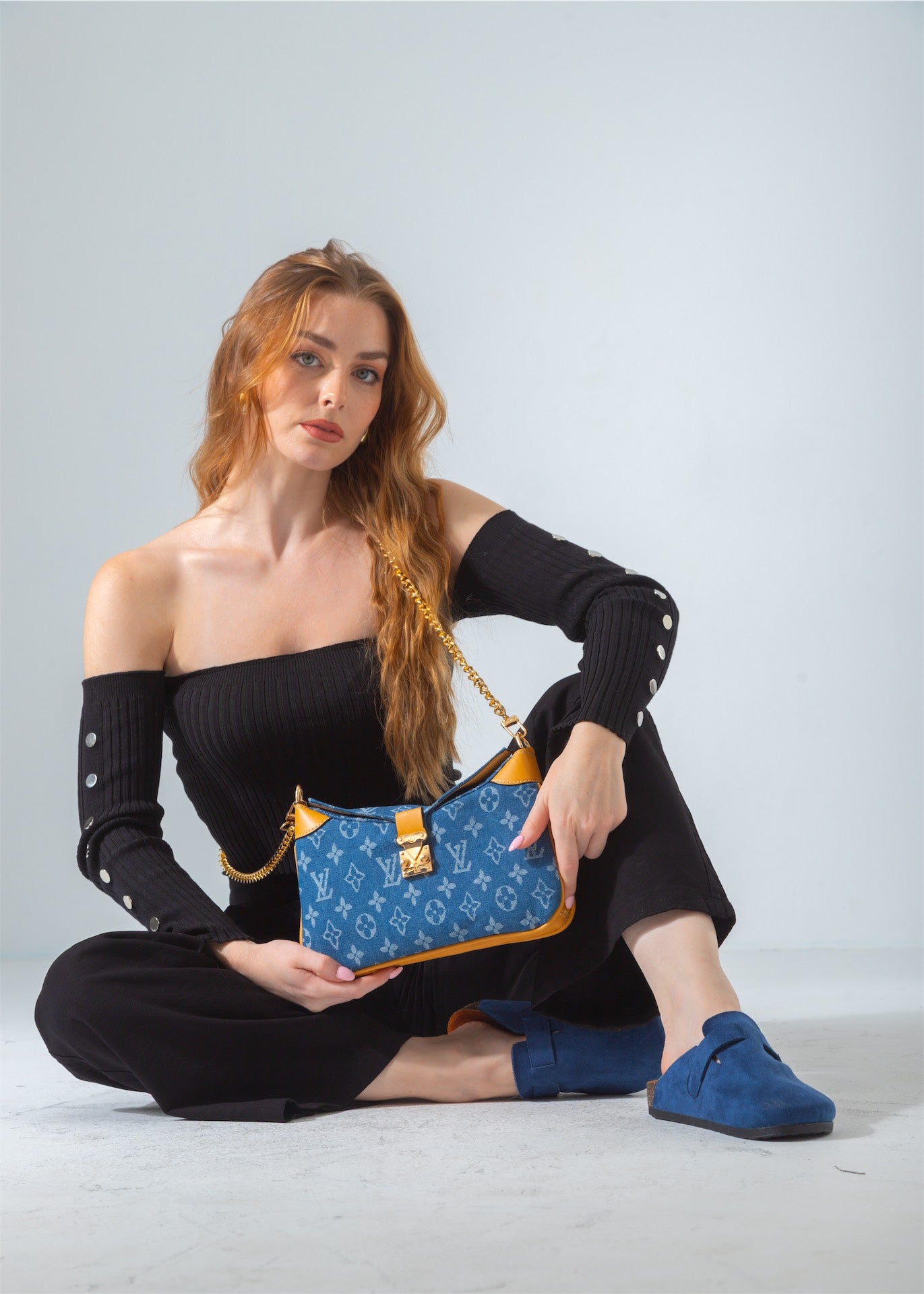Embossed Chain Shoulder Bag-jeans