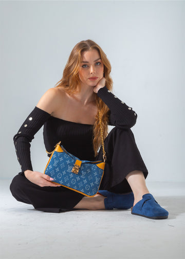 Embossed Chain Shoulder Bag-jeans