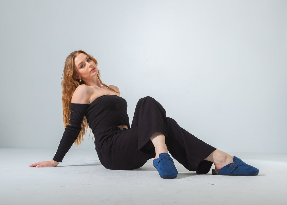 Suede Buckle Clog-blue