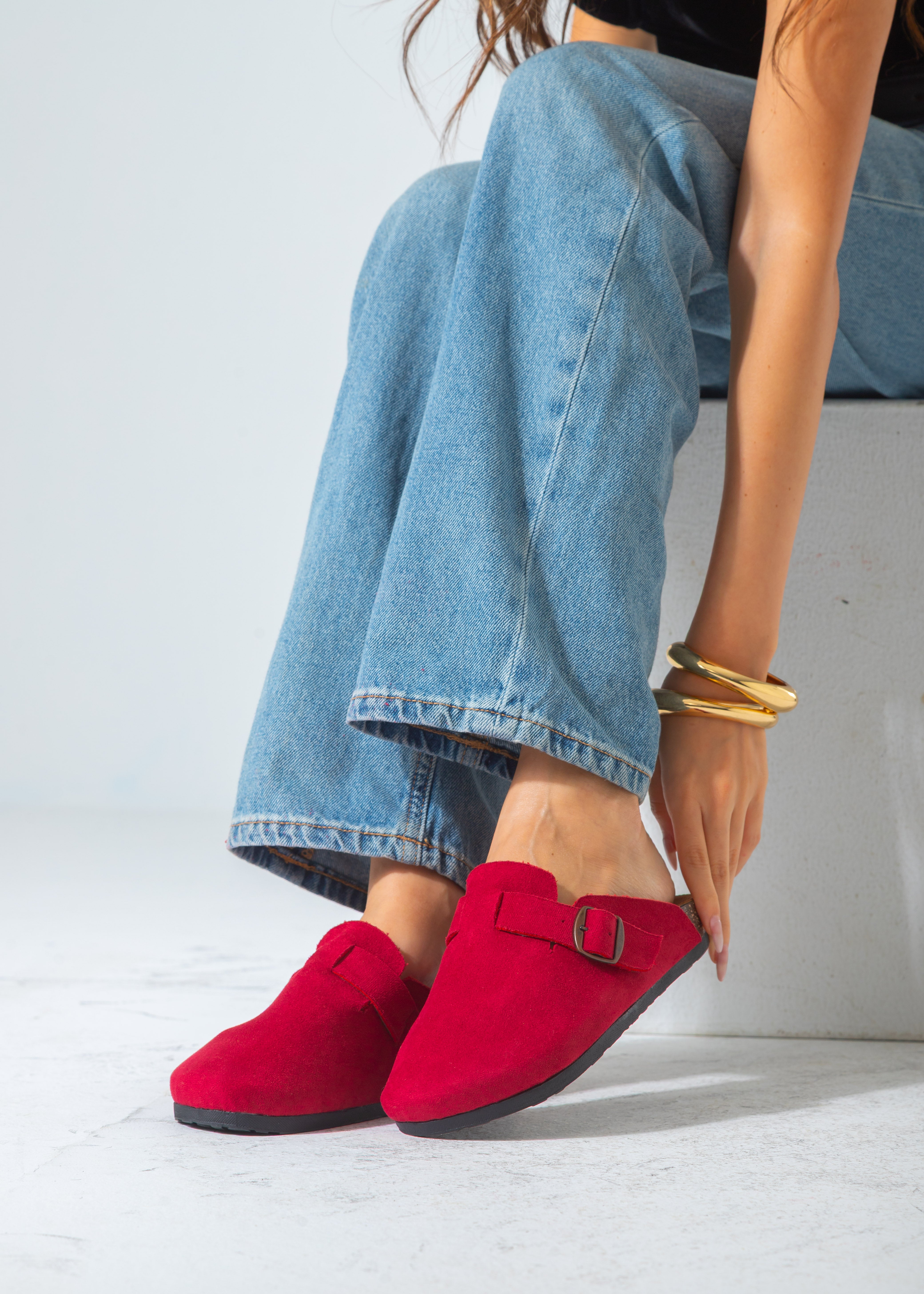 Suede Buckle Clog-red