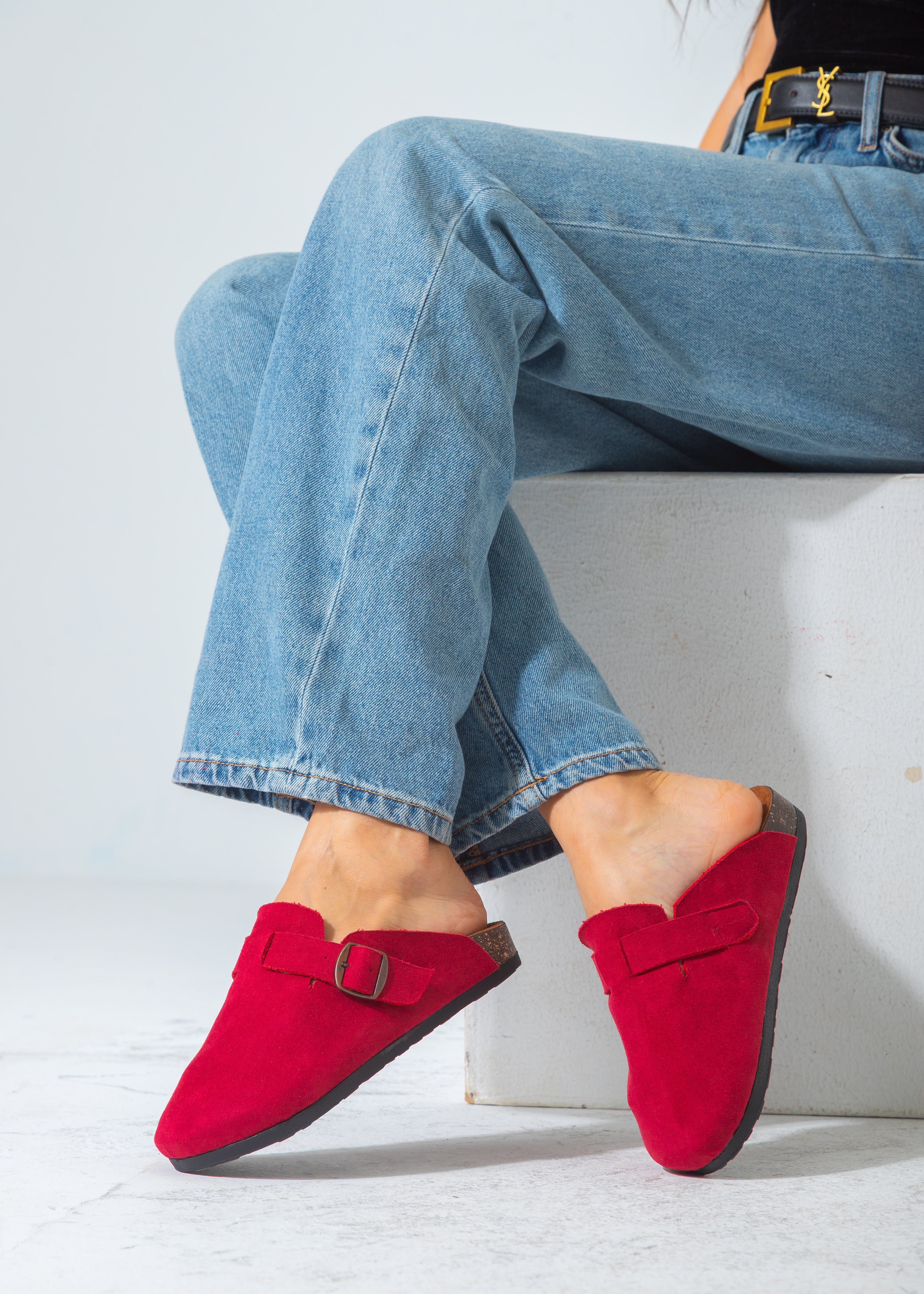 Suede Buckle Clog-red