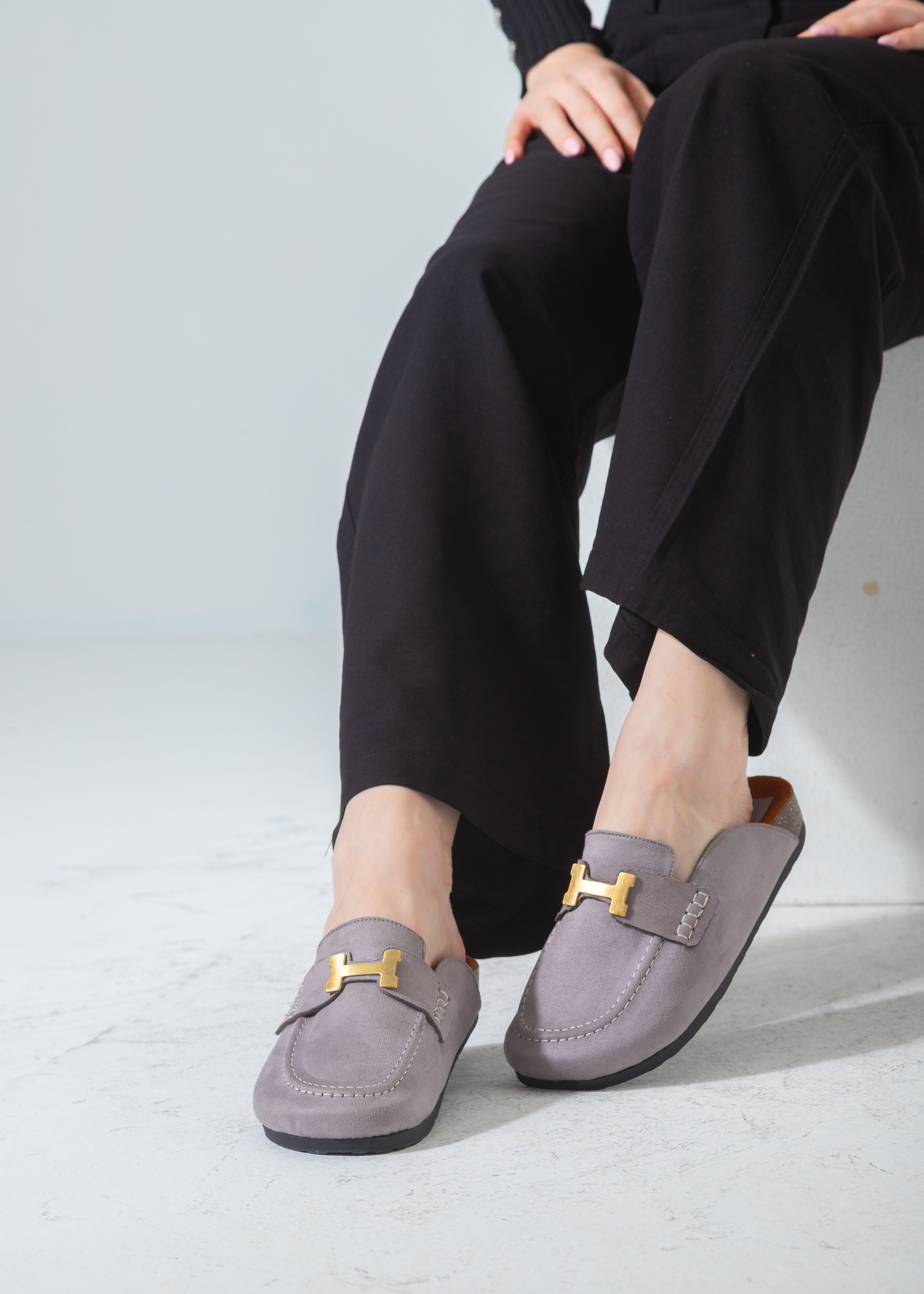 The Classic H-Bar Clog-gray