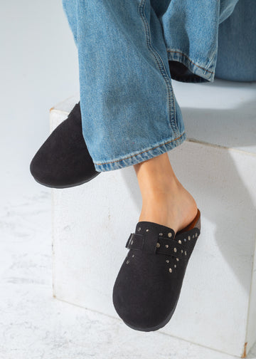 Stud-Trim Clog-black