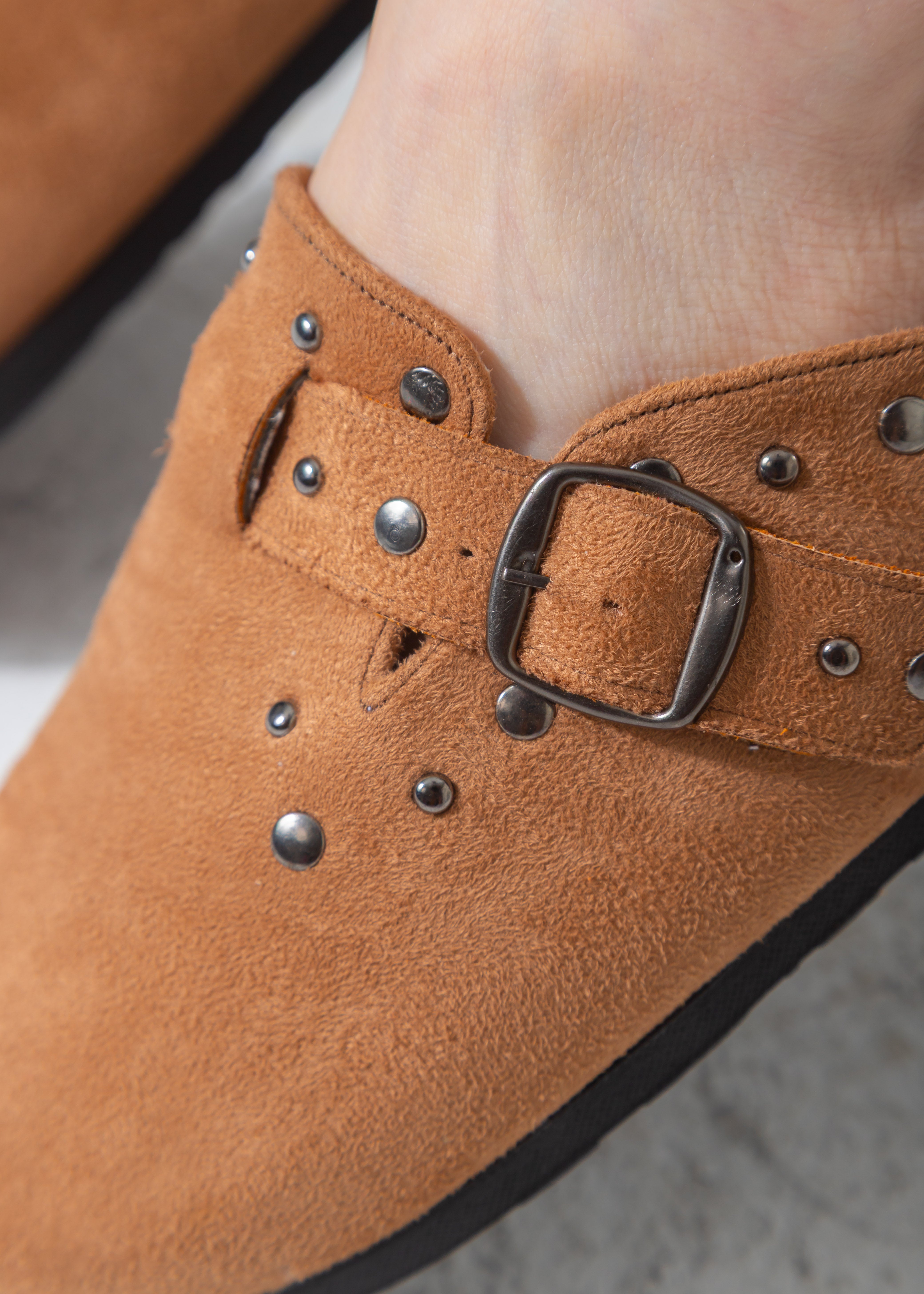 Stud-Trim Clog-camel